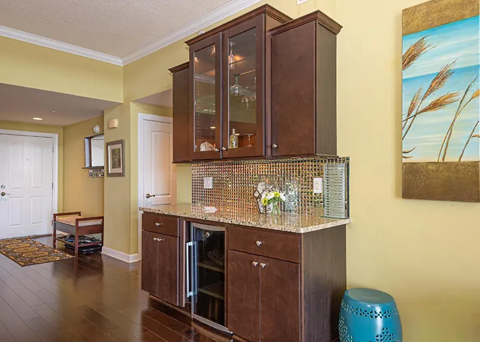 Bay Front Paradise Penthouse Unit Apartment