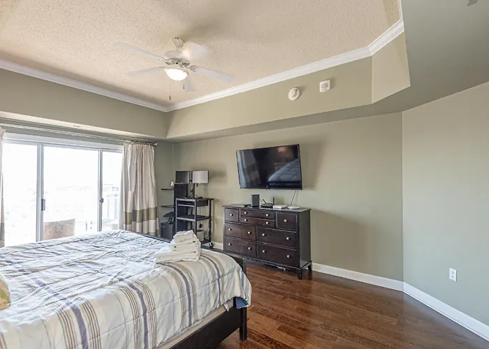 Bay Front Paradise Penthouse Unit Apartment *