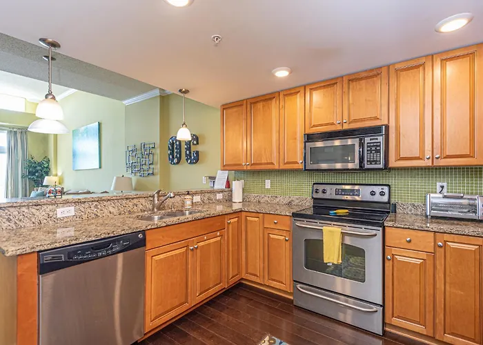 Apartment Bay Front Paradise Penthouse Unit *